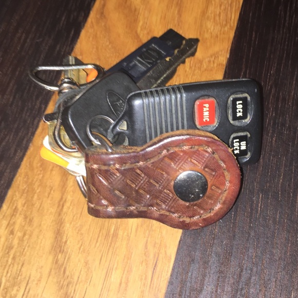Leather key fob - Picture 1 of 4
